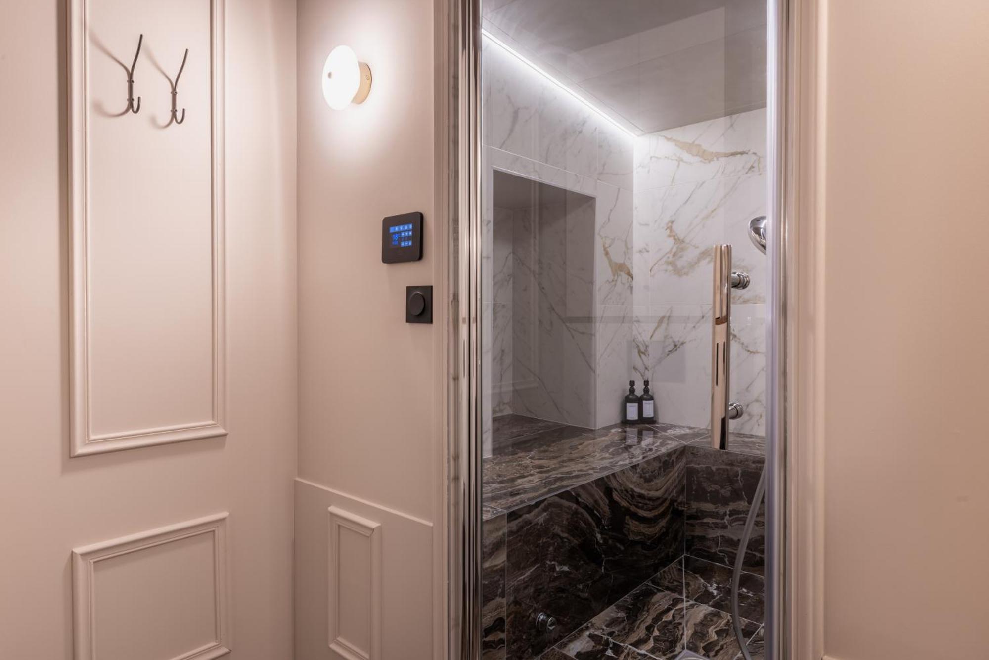 C0C00N Veritable Hammam A Partager A Deux Riom Esterno foto