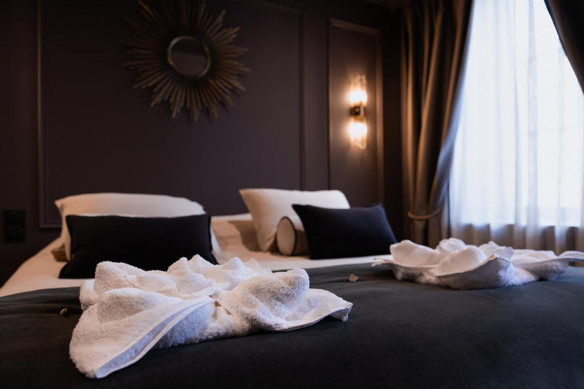 C0C00N Veritable Hammam A Partager A Deux Riom Esterno foto